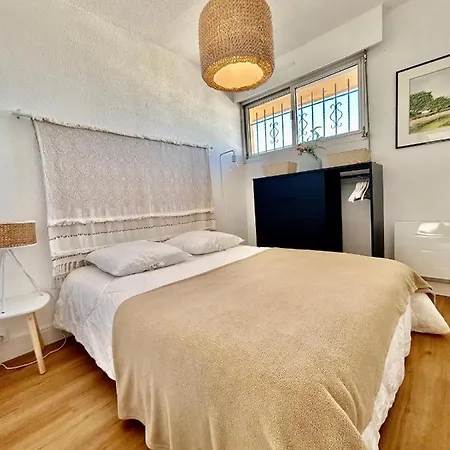 Apartmán Superbe T2 Avec Terrasse Et Vue Su Quartier Des Quilles A