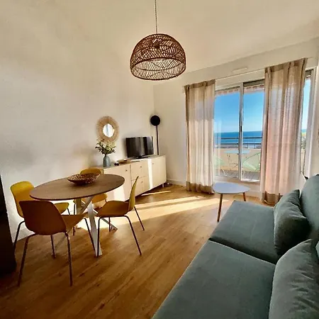 Apartment Superbe T2 Avec Terrasse Et Vue Su Quartier Des Quilles A Sète